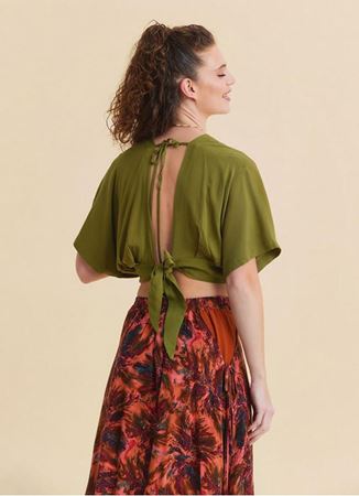 Kruvaze Yaka Sırt Dekolteli Dökümlü Yeşil Crop Bluz