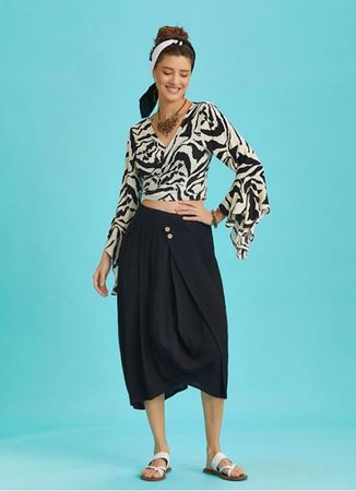 Rahat Kesim Geniş Pileli Siyah Anvelop Midi Etek