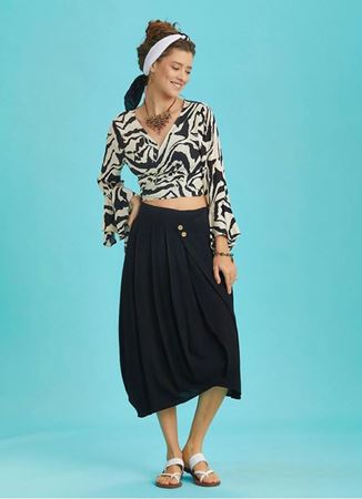 Rahat Kesim Geniş Pileli Siyah Anvelop Midi Etek