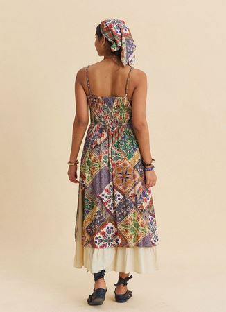 İnce Askılı Çift Katlı Düğmeli Bej Çiçekli Elbise