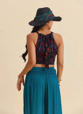 V Yaka Gipe Detaylı Arkadan Bağlamalı Siyah Çiçekli Bluz