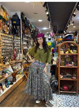 İpek Önü İşlemeli Pantolon