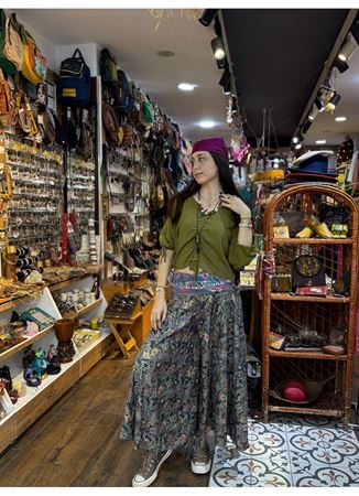 İpek Önü İşlemeli Pantolon