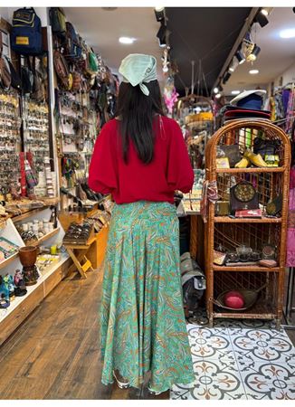 İpek Önü İşlemeli Pantolon