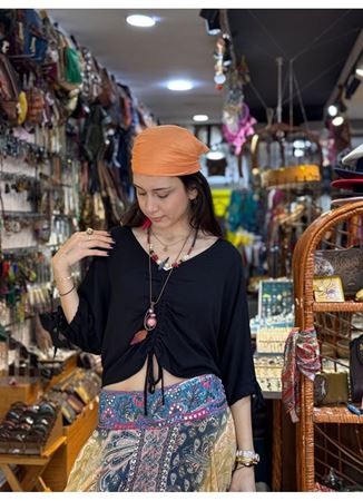 Kayık Yaka Yarım Kollu Büzgülü Siyah Bohem Bluz