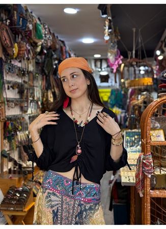 Kayık Yaka Yarım Kollu Büzgülü Siyah Bohem Bluz