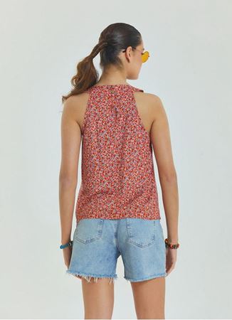Halter Yaka Düğme Detaylı Pileli Pembe Çiçekli Bluz