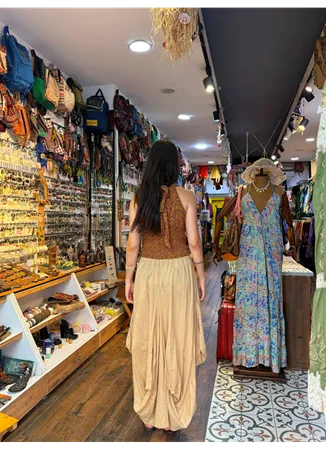 Beli Bağcıklı Cepli Krem Balon Etek