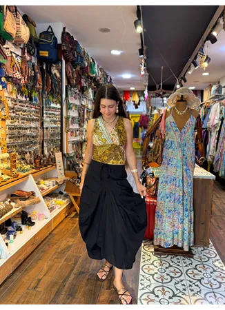 Cepli Beli Bağcıklı Siyah Asimetrik Etek