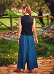 Otantik Çapraz Düğme Detaylı Kolsuz Siyah Bluz 